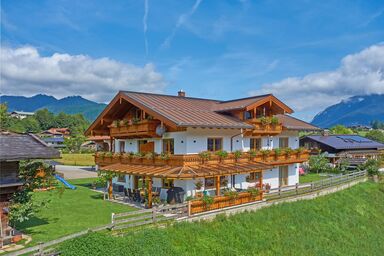 Krennlehen - Ferienwohnung Untersberg, 110 qm, bis 4 Personen,  1 Schlafzimmer, Balkon