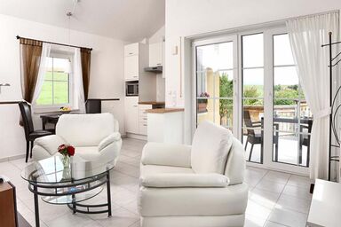 Ferienwohnung Linde - Ferienwohnung Nr. 2 - Bergblick, 39 qm Obergeschoss, 1 separates Schlafzimmer