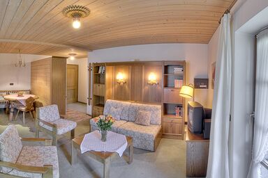 Steidlhof - Chiemgau Karte - Ferienwohnung 4 für 2 Personen, 1 Schlafzimmer, Obergeschoss, Balkon, 53 m²