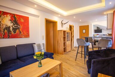 Haus Thanner - Chiemgau Karte - Ferienwohnung Almenrausch für 2 Personen mit Balkon, 38 m²