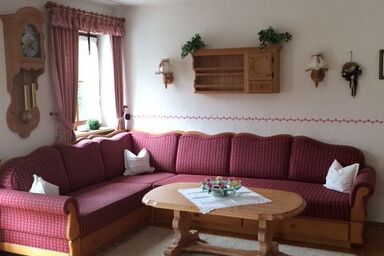 Unterenglhängerhof - Ferienwohnung 5 Frillensee,100qm EG,2 Schlafräume,Wohnraum, sep.Küche,Dusche/WC extra,Terrasse, Sat-TV,WLAN,max.4 Personen