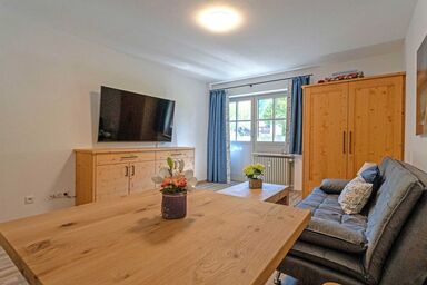 Gschwendtnerhof App1 Horst - Ferienwohnung 47qm separates Schlafzimmer, zwei Bäder und Süd/West-Terrasse