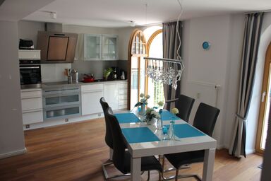 Ferienwohnungen Haus Castello App7 - Ferienwohnung 65 qm separates Schlafzimmer und Balkon, App.7