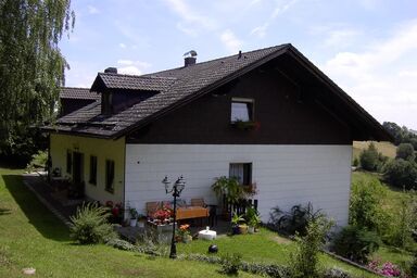 Seidl's Ilztalfewo - Geräumige Ferienwohnung mit 3 sep. Schlafzimmern und Balkon