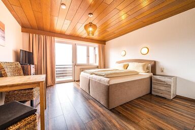 Steinbühler Hof - Stressfrei am Lande - Komfort Doppelzimmer mit Balkon