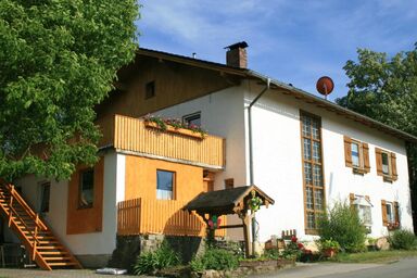 Ferienwohnung "Fuchsbau" - Ferienwohnung mit großer Terrasse