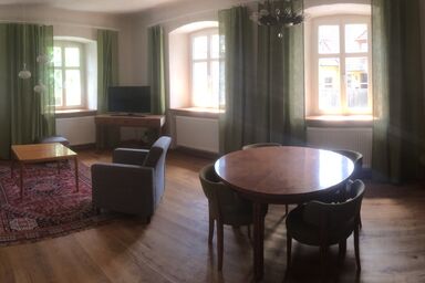 Ferienwohnungen im SCHUL & RATHHAUS Obervolkach - Schulwohnung