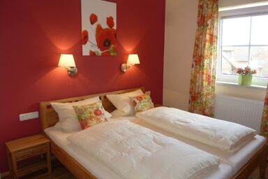 Ferienbauernhof Schuler - Ferienwohnung Mohnblume (60qm) mit Küche und überdachtem Balkon