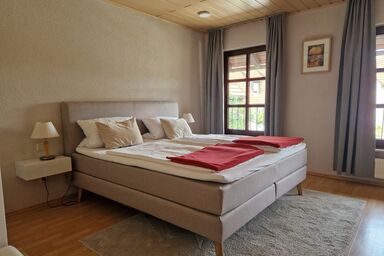 Weingut Knauer - Komfortables Doppelzimmer am Weingut