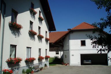 Höllmühle - Ferienwohnung "Zeit"