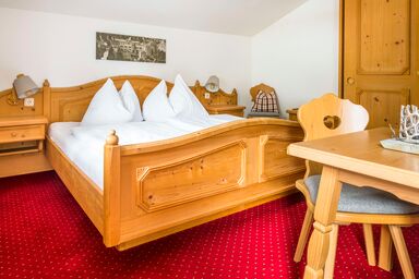 Bio-Bauernhof Schweizerhof - Doppelzimmer Standard mit Dusche/WC