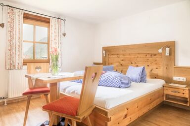 Bauernhofidylle am - ZITTRAUERHOF - in Gastein - "Kuschelzimmer aus Naturholz"
