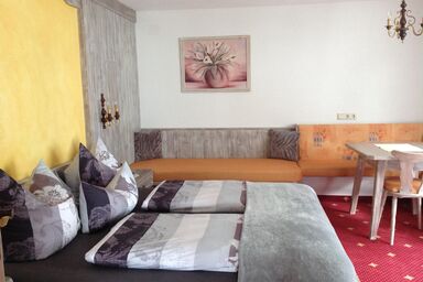 Gästehaus Schrott - TURM Appartement