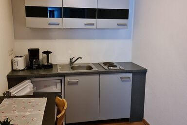 Apart Stefan - Studio