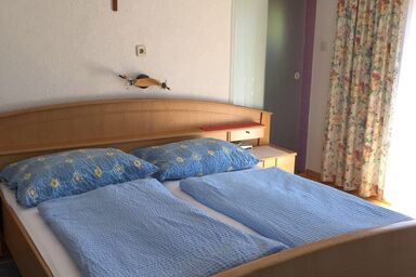 Gästehaus Gufler - Doppelzimmer mit Dusche/ WC