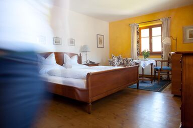 Alpina Lech - geborgen in den Bergen - Doppelzimmer "Comfort" Short Stay