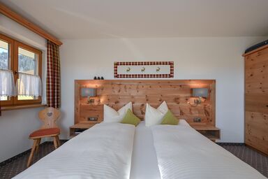 Landhaus am Rosenbächle - Ferienwohnung Edelsberg Nr. 3 in der I. Etage