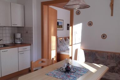 Haus "Bergwelt" - Apartment Enzian/1 Schlafraum/Dusche, WC