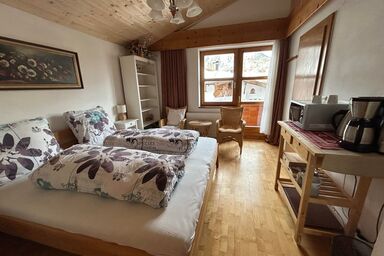 Bijou Guest House - Doppelzimmer mit eigenem Bad