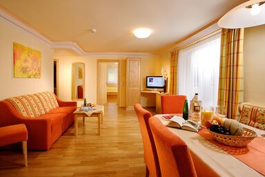 Nationalparkhotel Klockerhaus & Gästehaus Edelweiß - Apartment/2 Schlafräume/Dusche, Bad, WC