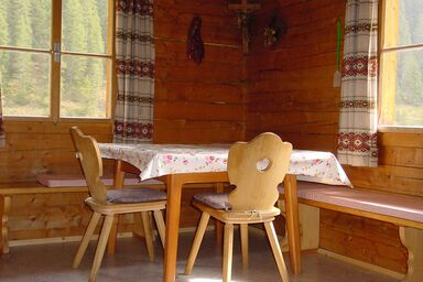 Almhütte Gutwenger - Unterstalleralm - Wohnung im 1. Stock