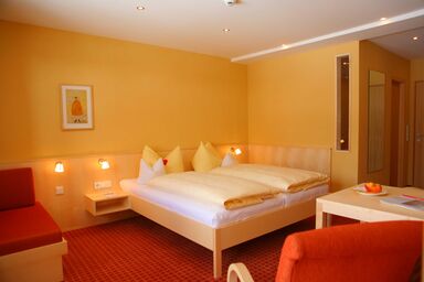 Sonne Bezau - Familotel Bregenzerwald - Sonne- und Bergezimmer