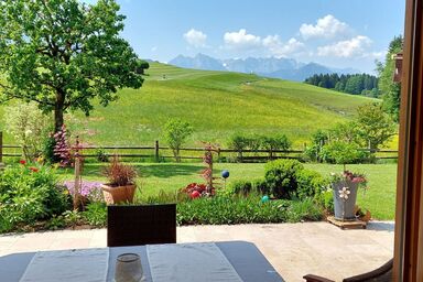 Gästehaus Kaiserwinkl - Kaiserblick 5 Zwei-Raum-Appartement mit großer Terrasse
