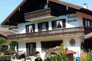 Wellness Pension Hubertus - Mehrbettzimmer für 1-4 Personen mit Balkon
