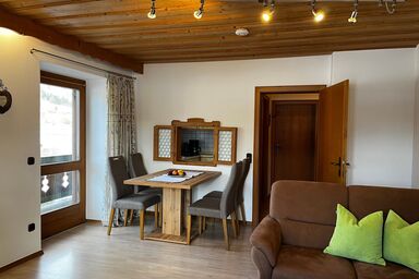 Ferienwohnungen Beim Zellerbäck inkl. Chiemgaukarte - Ferienwohnung Weitsee 84qm, Balkon, Küche, 2 Schlafzimmer, Wohnzimmer, WLAN