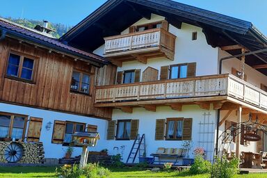 Gästehaus Annemarie - Doppelzimmer (5) mit Dusche/WC, separater Küche und Balkon