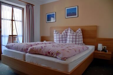 Ferienwohnung am Tradenlehen - Ferienwohnung Nr. 1, 1 bis 2 Personen, 43 qm, 1 Schlafzimmer, Balkon