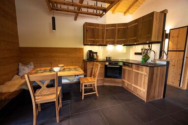 Almdorf Vorderbrand - "Traudl Alm" für 4-6 Personen, 2 separate Schlafzimmer, Terrasse mit Bergblick, Whirlpool, Infrarotliegen