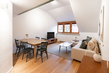 STUBN Appartments - Ferienwohnung Stubn Laubenstein 90 qm, 3 Schlafzimmer, Wohnzimmer mit Schlafcouch und Balkon