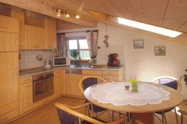 Waldpension + Fewo - Ferienwohnung Burgblick