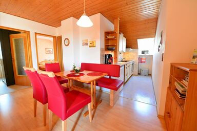 Ferienwohnung Brunner am See - Ferienwohnung in ruhiger Lage, in direkter Nähe zum Nageler See mit Dachterrasse