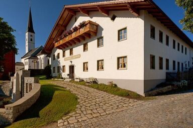 Pension Zum Lebzelter - Zimmer Nr. 3 mit Fernseher