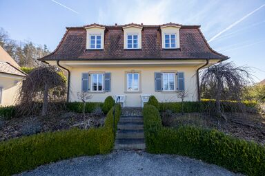 Feriendomizil Villa Bomama - Ferienhaus (200qm) mit Garten und Terrasse