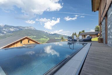 Superior Galerie,Sauna&Außenbadewanne - Premium mit 5 Schlafzimmern, Sauna &Pool .14