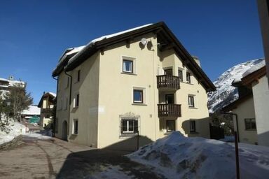 Chesa Cuntainta - Chesa Cuntainta .1