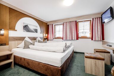 Altes Holzhaus - Appartement "Nederkogl"