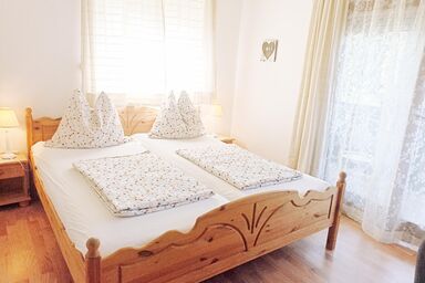 Gästehaus Schiefer - Doppelzimmer mit Balkon