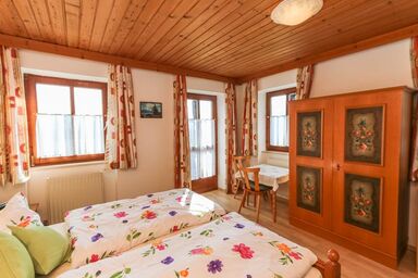 Bauernhof Hinhaghof - Familie Dagn - Apartment/1 Schlafraum/Dusche,WC,TV,Balk