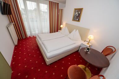 Pension & Appartements Ertl - Einzelzimmer mit Dusche/WC, teilweise Balkon