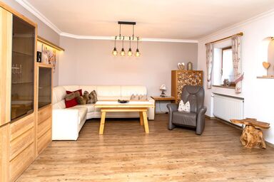 Haller, Gästehaus - "Rubin" Fewo, 2 Schlafräume, Bad, WC