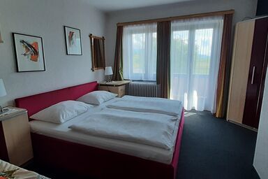 Pension Lasshofer - Doppelzimmer mit Dusche, WC