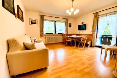 Haus Hochhäusler - Ferienwohnung 1