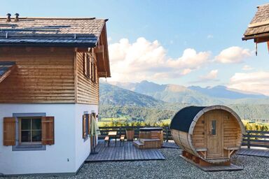 Chaletdorf Fanningberg - FamilienZeit mit Saunafass und Schaffelbad