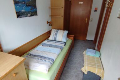 Gästehaus Almvater - Einzelzimmer mit Dusche, WC