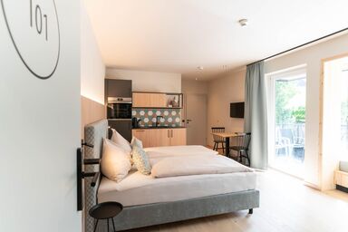 Apart & Suiten Hotel Weiden - Mini Apart 30 1-4 Nächte Frühstück & Smart Kitchen