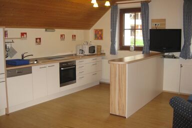 Landhaus Seebacher - 3. Bosruckblick/2 Schlafräume/Dusche, Bad, WC